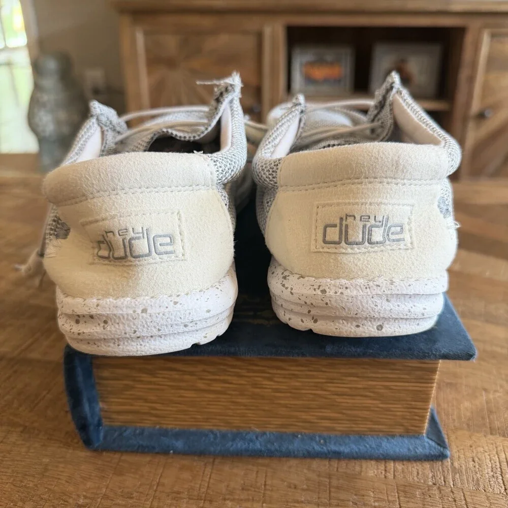 Hey Dude Wally Sox Stone White Men’s Size 8 Slip On Loafers 110350703